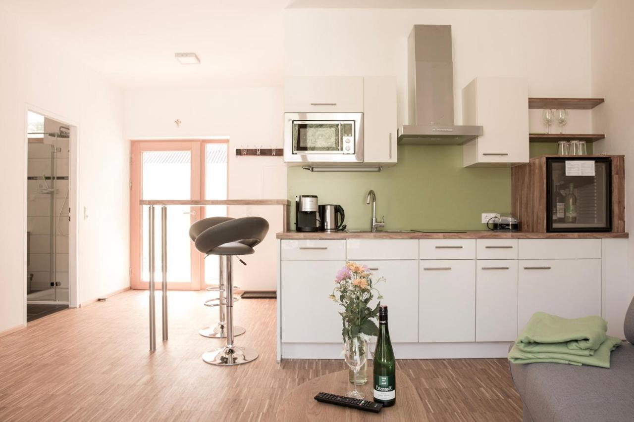 Ferienwohnung Am Weingut Eisenbock Strass  Exterior foto