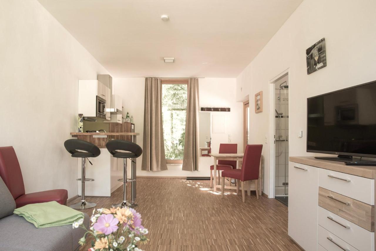 Ferienwohnung Am Weingut Eisenbock Strass  Exterior foto